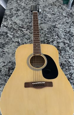 rogue RD80 acoustic guitar