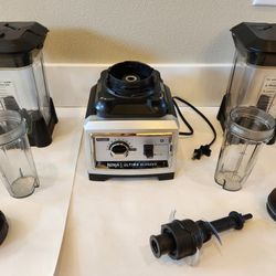 Ninja Ultima Blender BL810 And Attachments