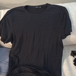 Vince black marl tee size L