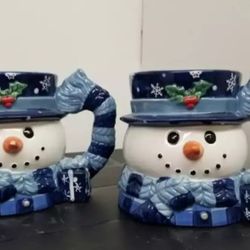 2 snowman mugs