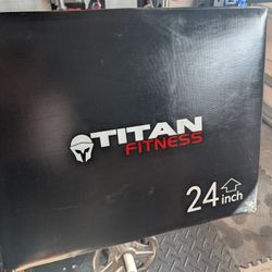 Titan Work Out Box