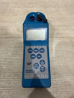 Myron L 6P Ultrameter Handheld Water Quality Test Meter Conductivity Resistivity
