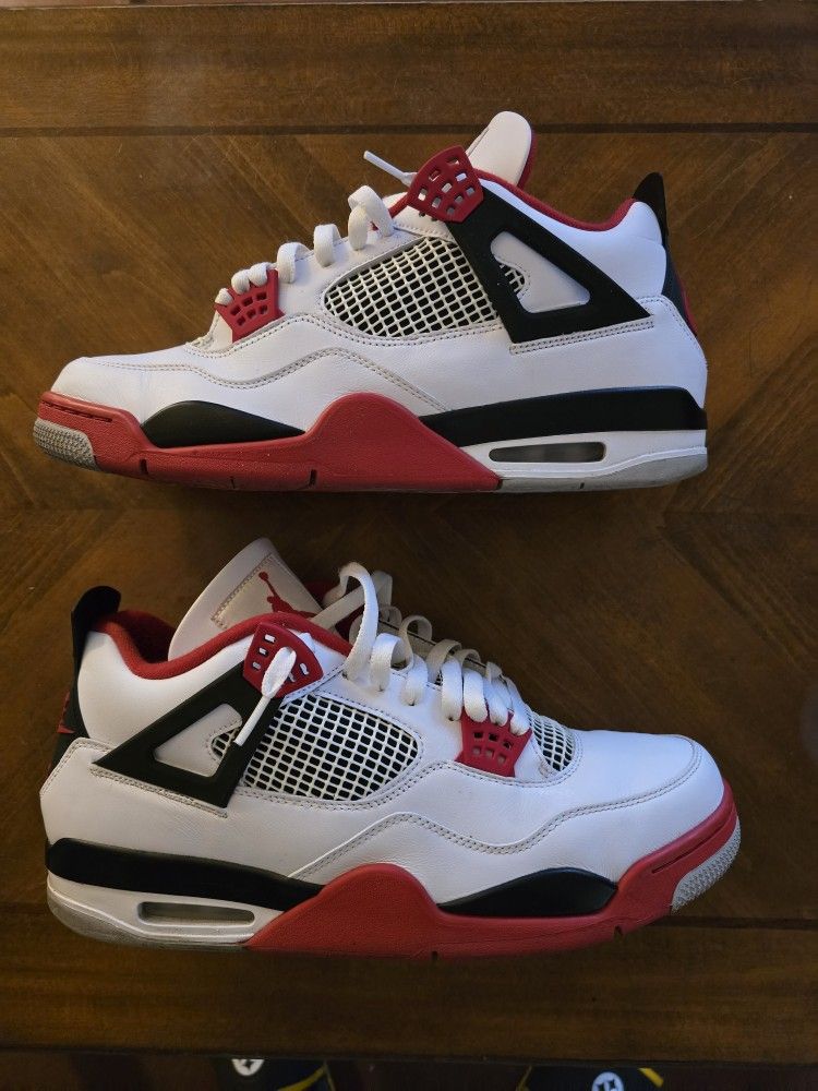Jordan IV Fire Red Size 14