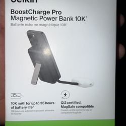 Apple (Belkin  MagSafe Charging Battery )