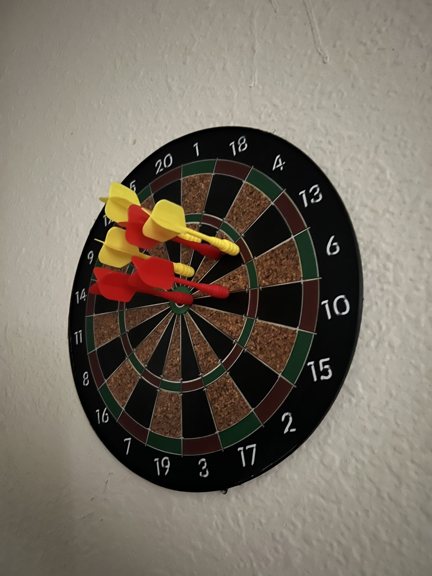 Wall Hanging Magnetic Darts Board