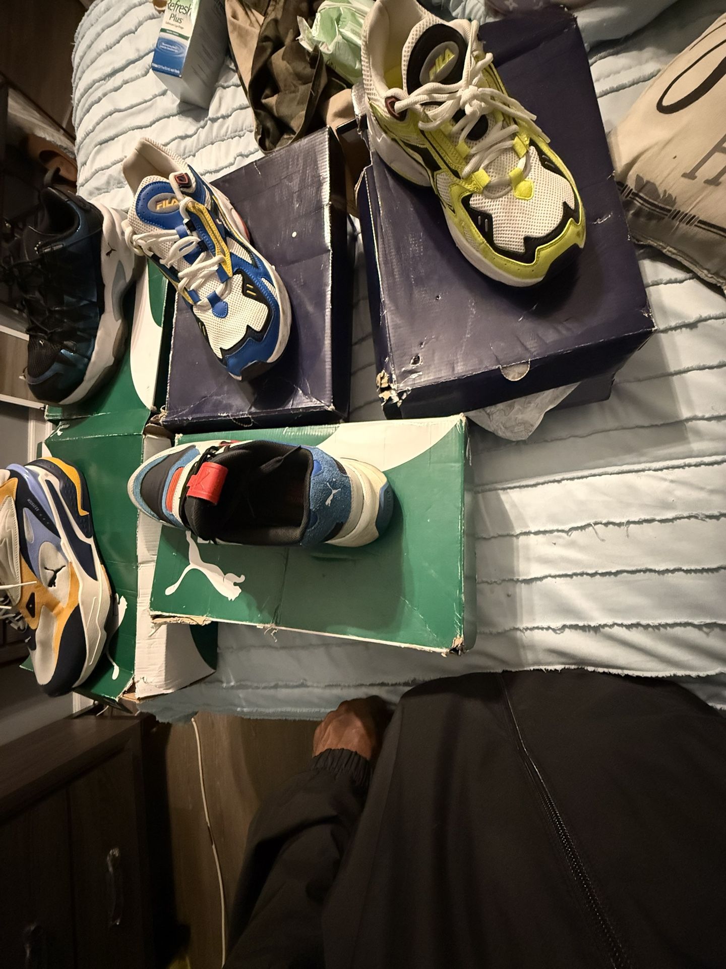 Each Shoe 30