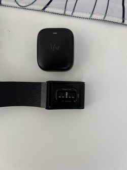WHOOP 4.0 Fitness Tracker with Battery Pack