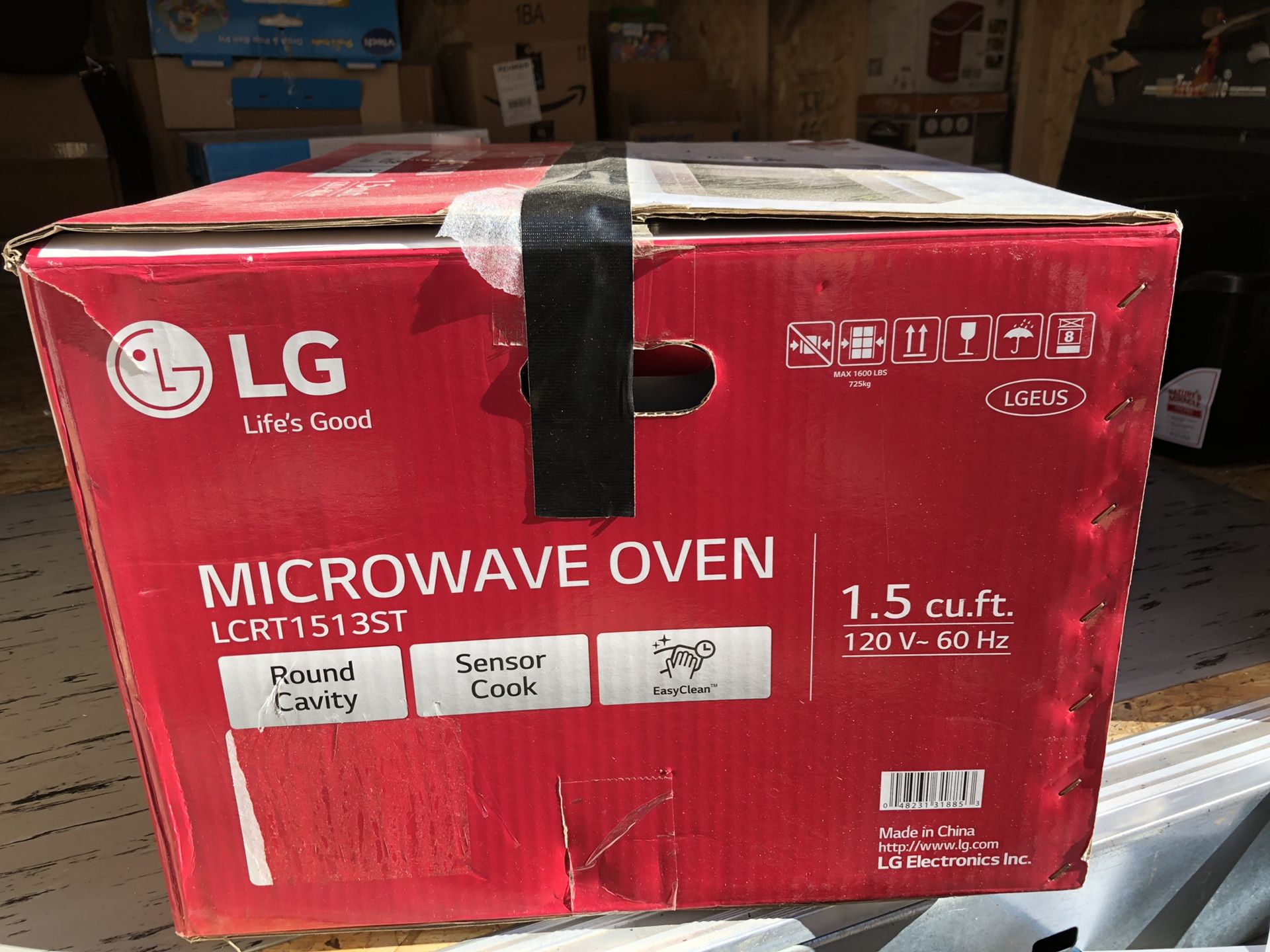 LG Microwave pavement 1.5 cu.ft