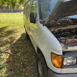 Ford E250
