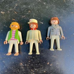 Vintage Playmobil Figures Lot – Civilian & Medical Characters (3 Figures)  ⸻  DESCRIPTION (seller-safe, accurate)  Lot of three vintage Playmobil figu