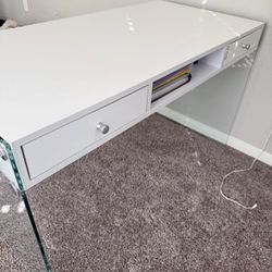 WHITE & GLASS Office DESK