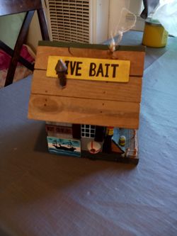 All Wood Handmade Bait Shop$10
