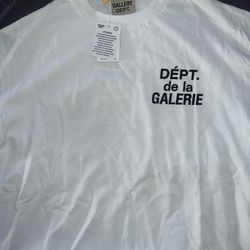 Gallery Dept T Shirt Size Small