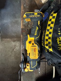 DeWalt Brushless Oscillating Multi-Tool
