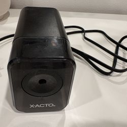 Electronic Pencil Sharpener 