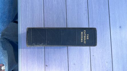 1943 the catholic missal