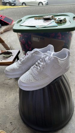 Size 8 White Women’s Air Force Ones