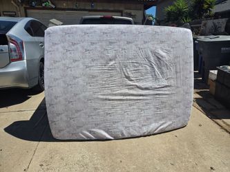 Free: full size matress..can Deliver