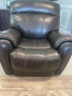 Leather  Recliner chair from Bassett Funiture