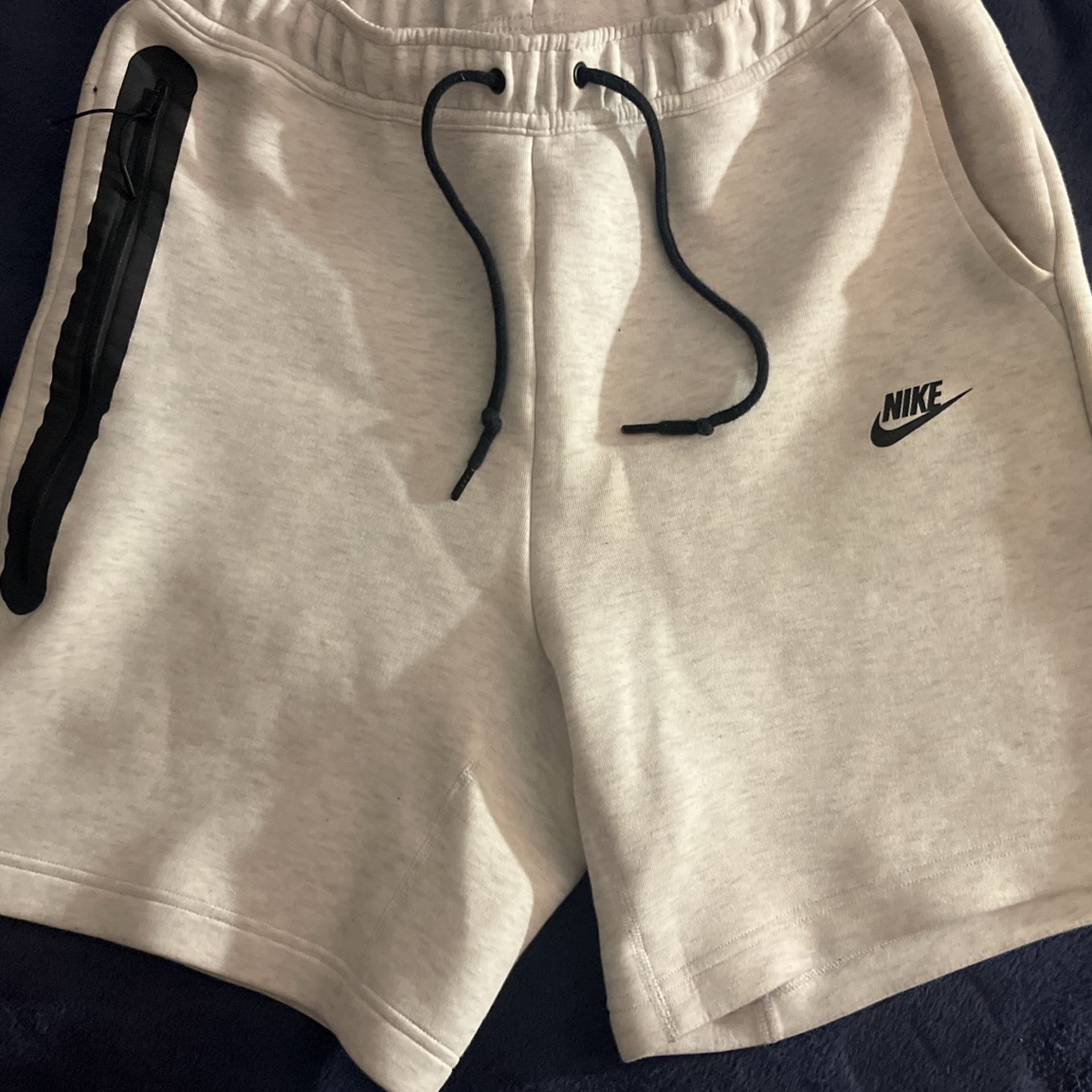 Nike Shorts Size Large.