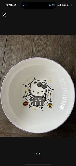 Hello kitty Halloween Plate