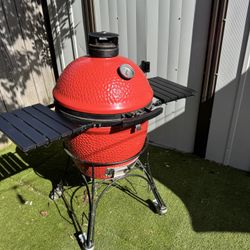 Classic Joe 2 Smoker