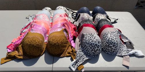 Lot of 18 Victoria’s Secret Bras Size 36DDD Assorted Colors & Styles Lace Floral
