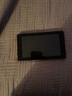 Nintendo Switch No joycons broken stand and fan