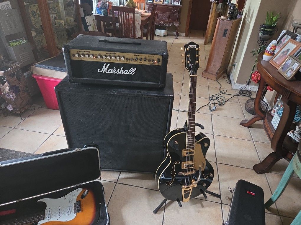 Gretch Guitar ×