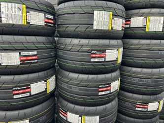 305/45/17. NITTO NT 555R2