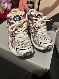 Balenciaga runners