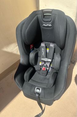 Nuna RAVA carseat