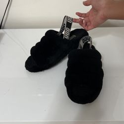 UGG Slides (size us 8)