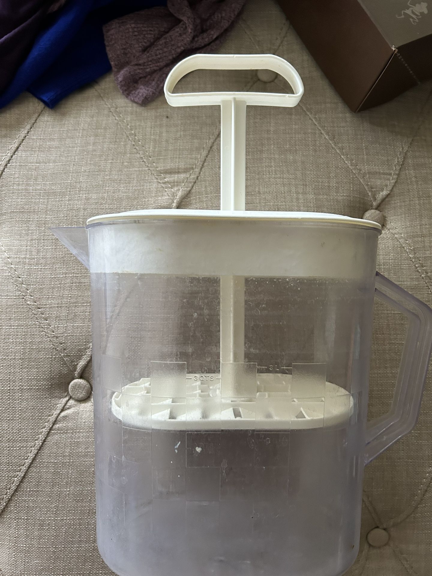 1 Gallon Pitcher