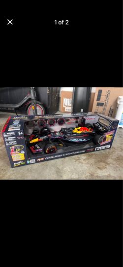 Maisto Tech R/C Oracle Red Bull Racing RB19