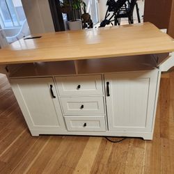 Kitchen Island With USB Charging Port And Folding Leaves. 