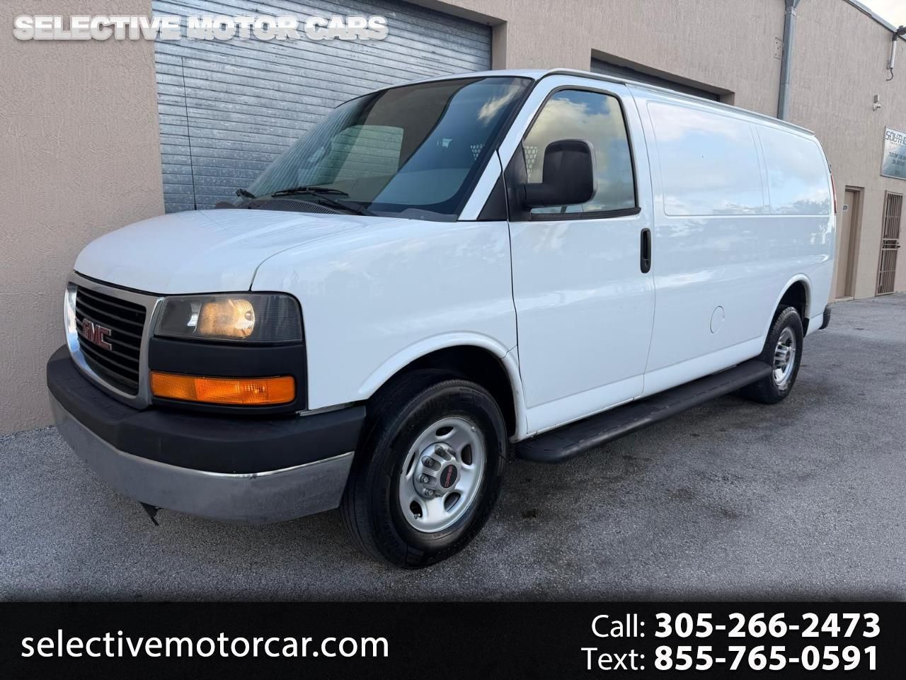 2016 GMC Savana Cargo Van