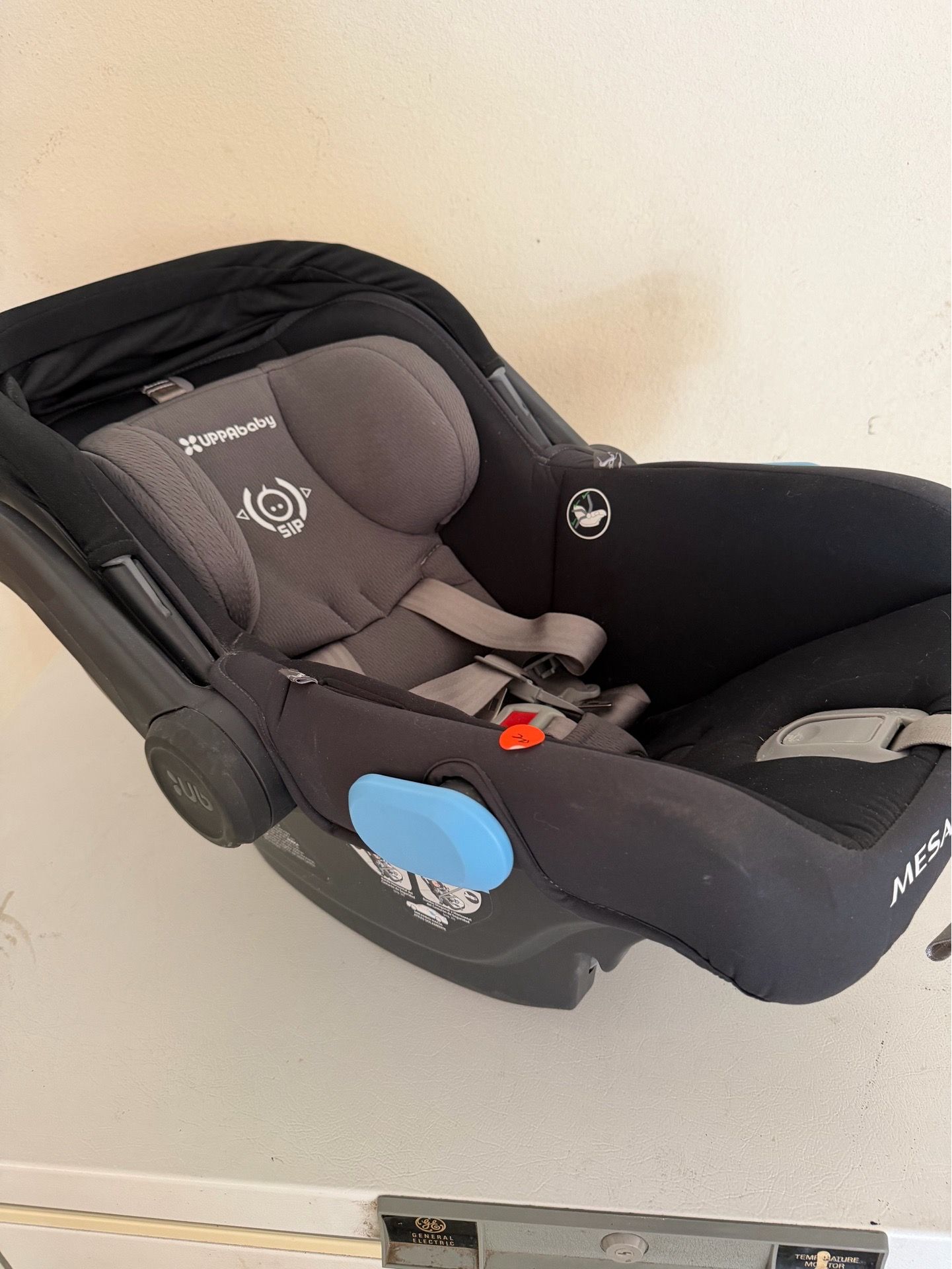 Baby car seat