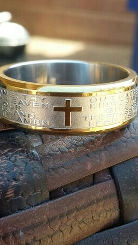 9 grams weight stainless steel men's wedding /engagement ring size 11 and half stamped by Kay jewelry $90 pick up only