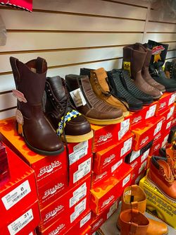Botas de piel para trabajar marca Establo