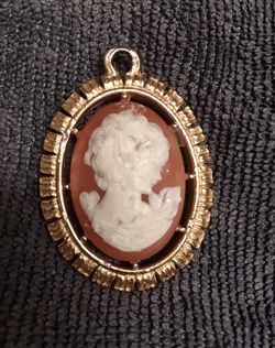 Antique Cameo
