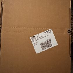 MacBook brand New 2024