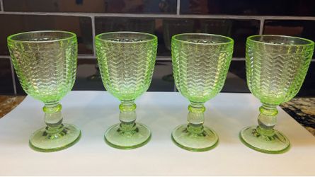 Stunning lime green neon Twill pattern wine goblets by Godinger of Dublin