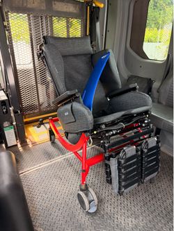 Wheelchair - Broda V4 WC19 - Synthesis Transport Wheelchair
