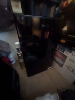 Mini freezer 3.0cu ft