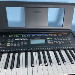 Yamaha Keyboard  PSR E253