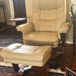Benchmaster Chair W/ottoman 