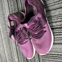 Super Cool Adidas Sneakers Size 9.5Men’s 