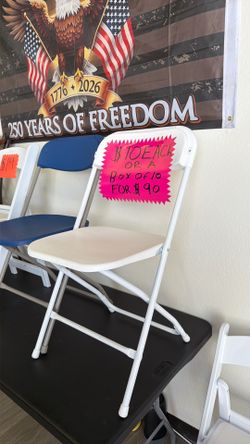 10 folding chairs