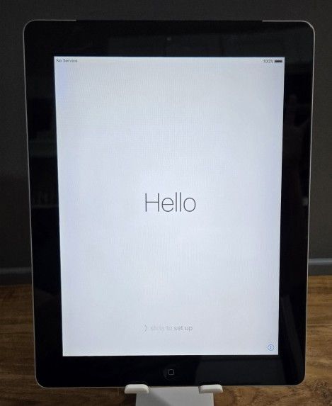 Apple iPad 2 32GB, Wi-Fi, 9.7in - Black - Model A1397